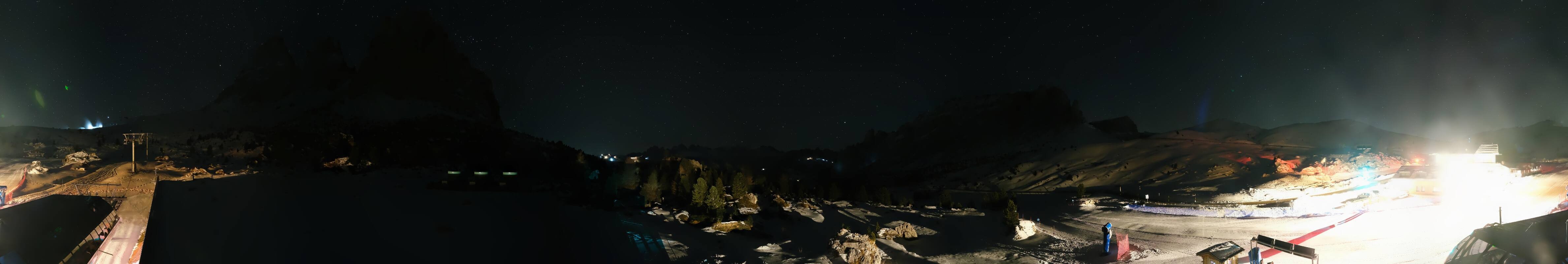 Archiv Foto Webcam Sasso Levante, Talstation