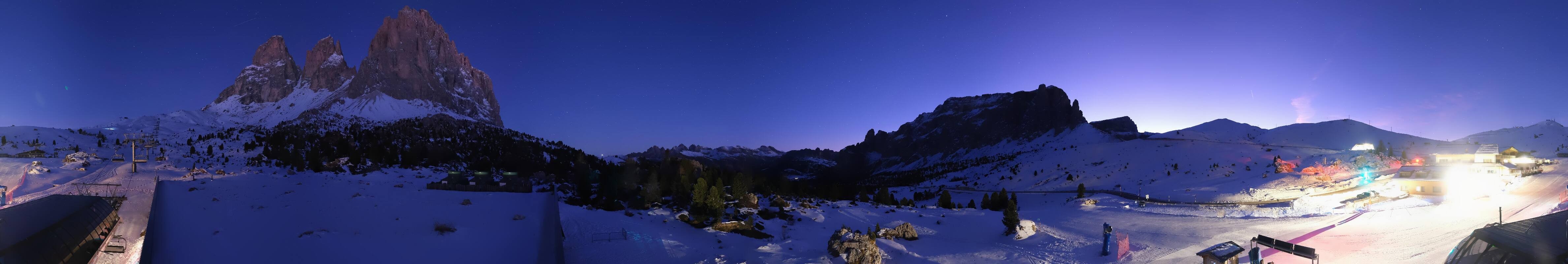 Archiv Foto Webcam Sasso Levante, Talstation