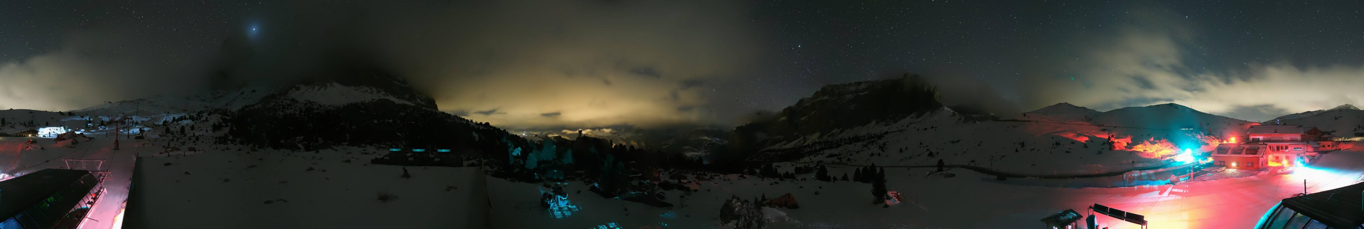 Archiv Foto Webcam Sasso Levante, Talstation