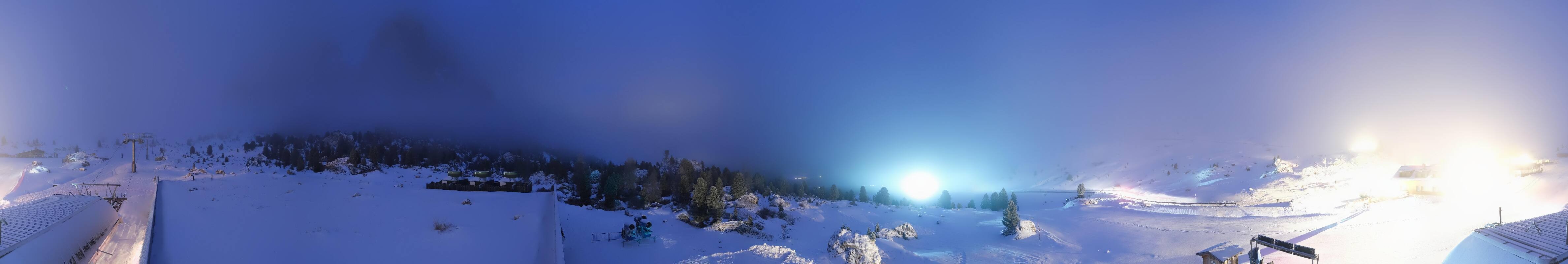 Archiv Foto Webcam Sasso Levante, Talstation