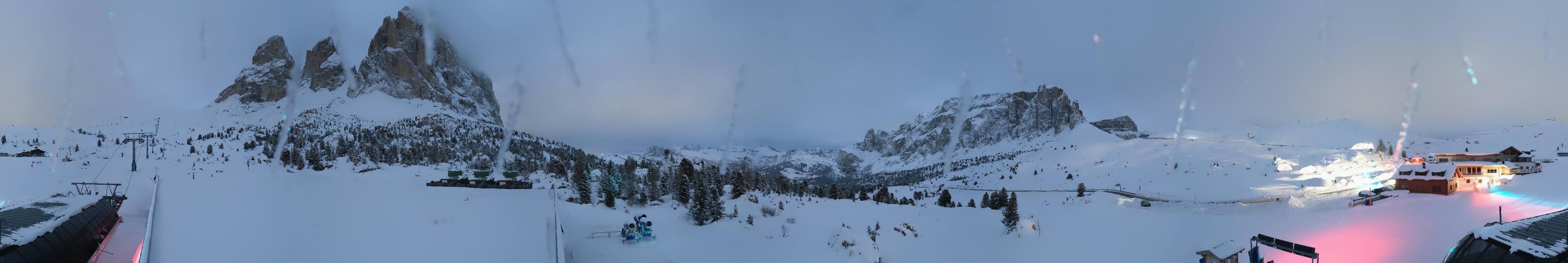 Archiv Foto Webcam Sasso Levante, Talstation