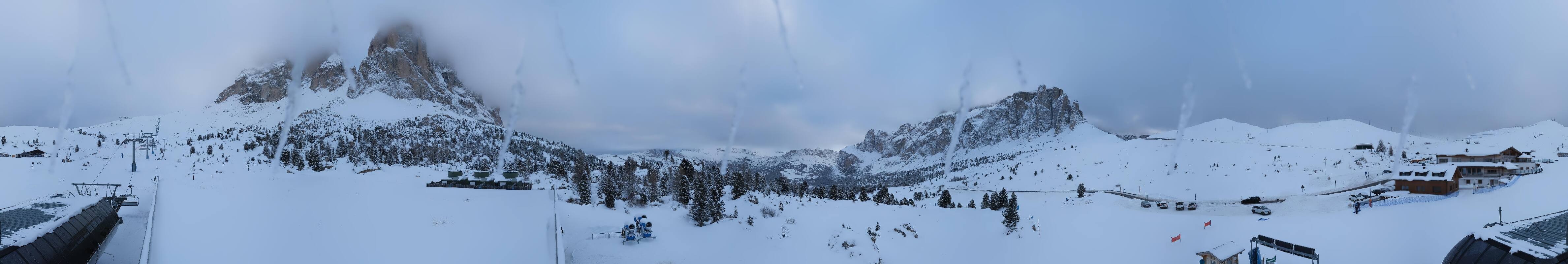 Archiv Foto Webcam Sasso Levante, Talstation