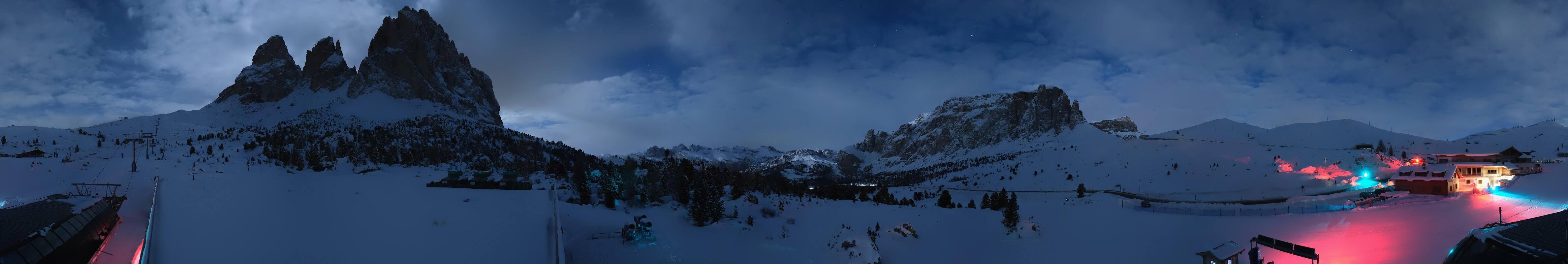 Archiv Foto Webcam Sasso Levante, Talstation