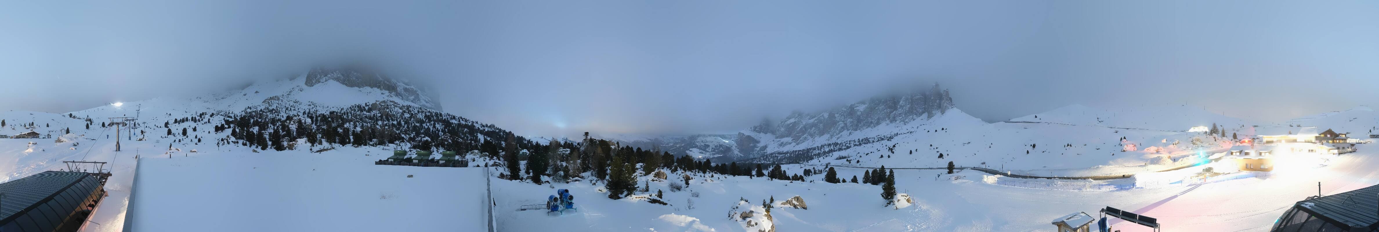 Archiv Foto Webcam Sasso Levante, Talstation