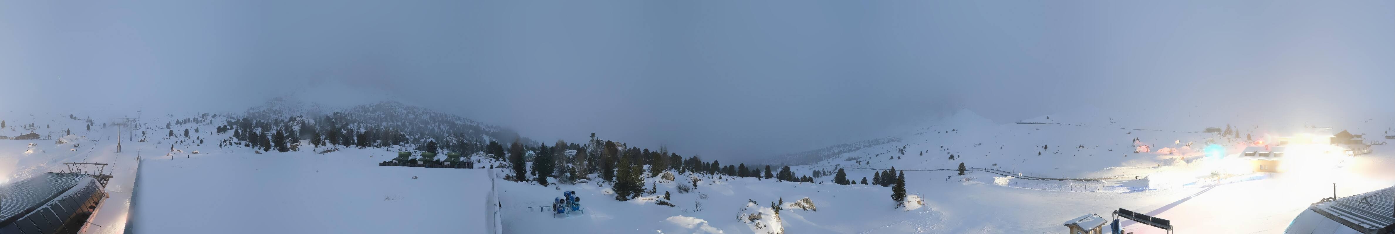 Archiv Foto Webcam Sasso Levante, Talstation