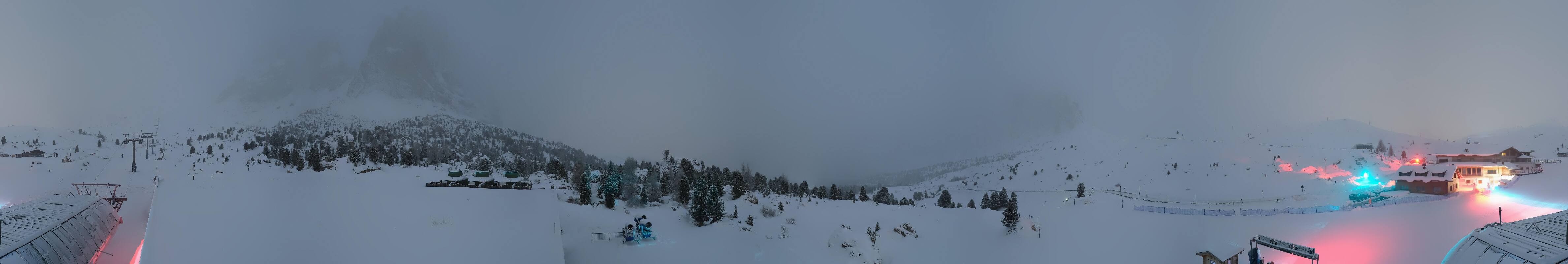 Archiv Foto Webcam Sasso Levante, Talstation