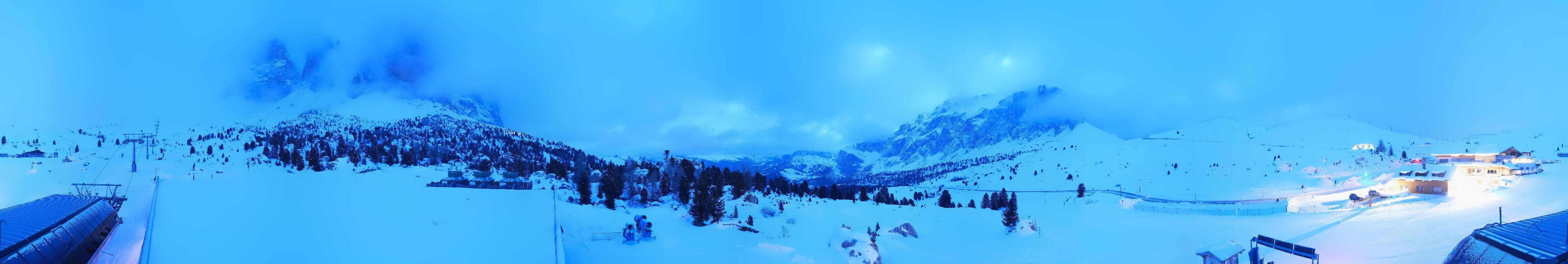 Archiv Foto Webcam Sasso Levante, Talstation