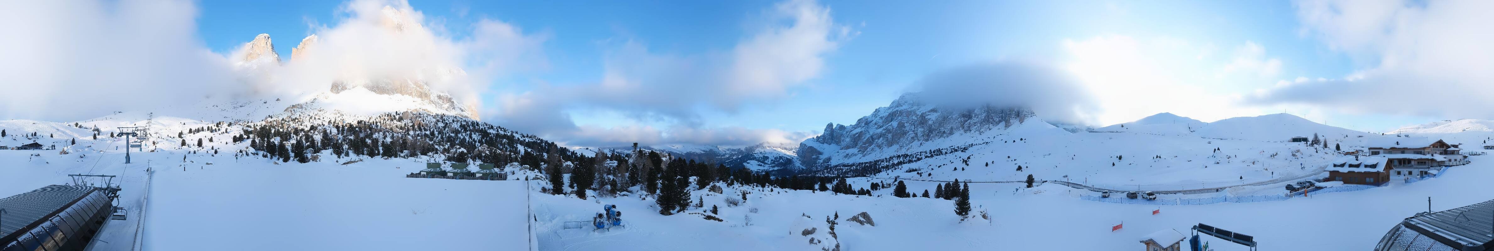 Archiv Foto Webcam Sasso Levante, Talstation