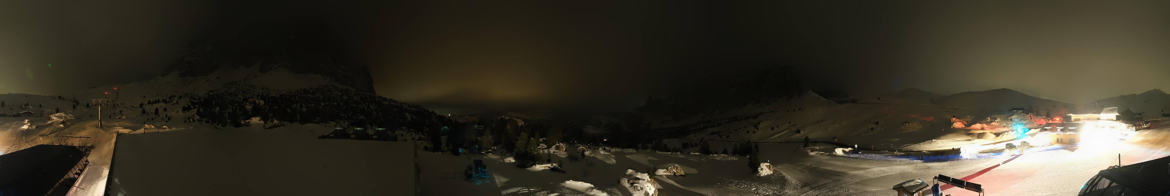 Archived image Webcam Sasso Levante chairlift, valley station