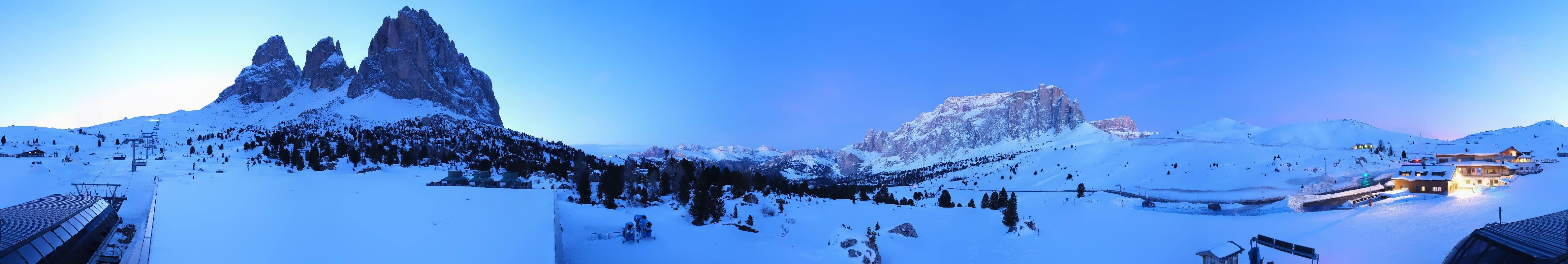 Archiv Foto Webcam Sasso Levante, Talstation