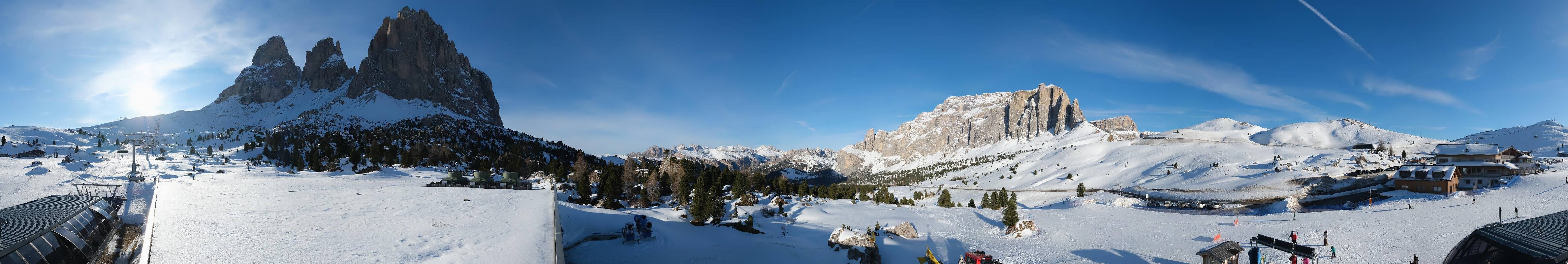 Archived image Webcam Sasso Levante chairlift, valley station