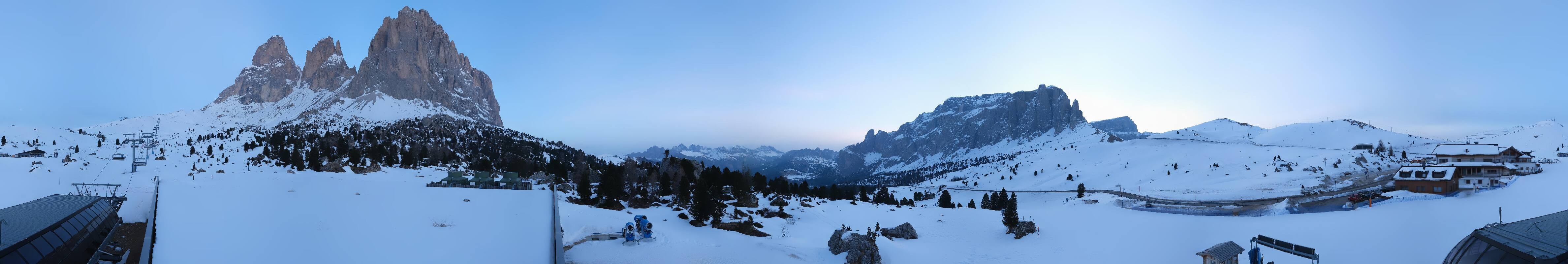 Archiv Foto Webcam Sasso Levante, Talstation