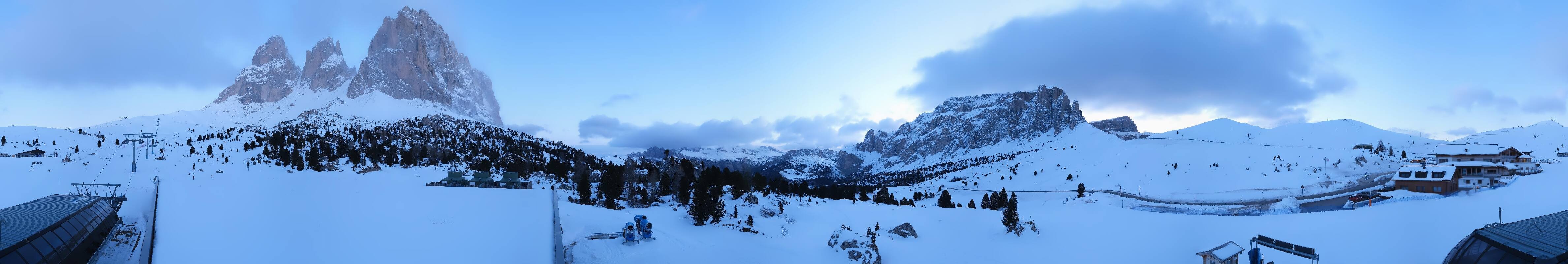 Archiv Foto Webcam Sasso Levante, Talstation