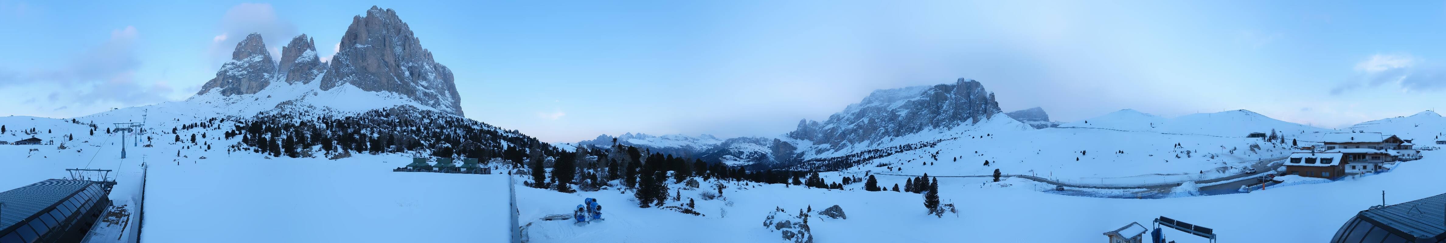 Archiv Foto Webcam Sasso Levante, Talstation