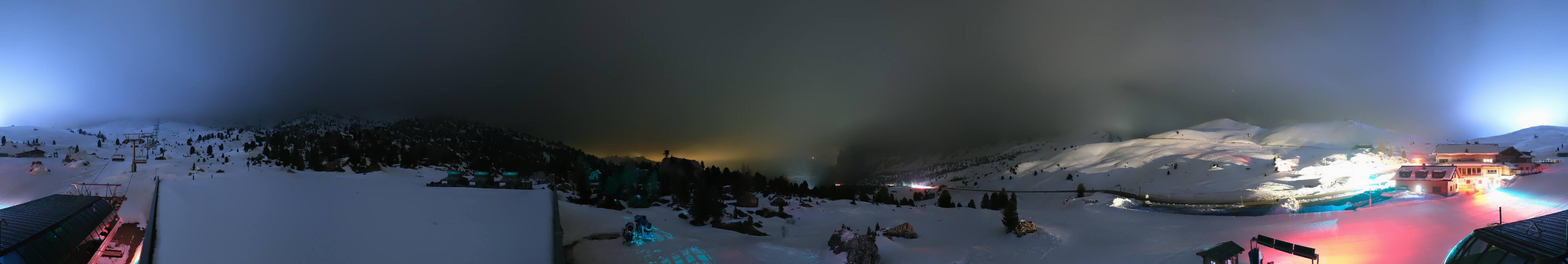 Archiv Foto Webcam Sasso Levante, Talstation