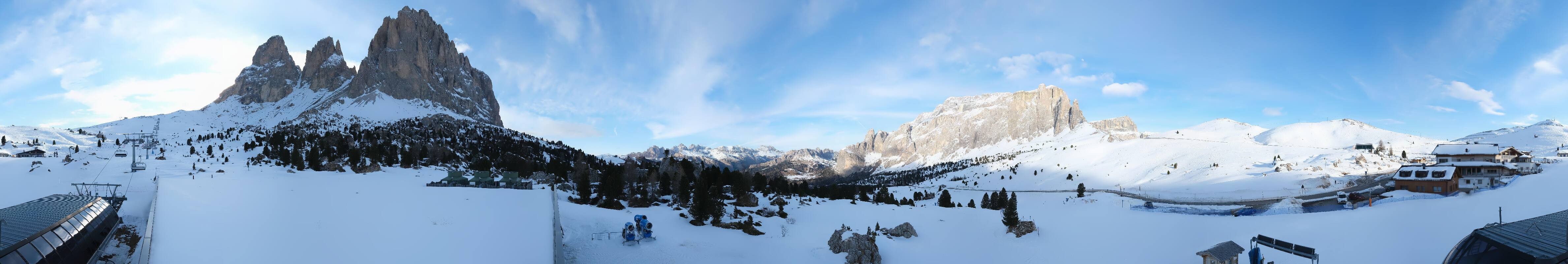 Archived image Webcam Sasso Levante chairlift, valley station