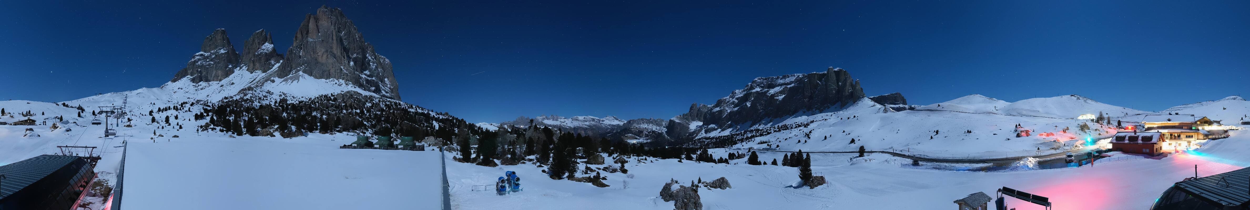 Archiv Foto Webcam Sasso Levante, Talstation