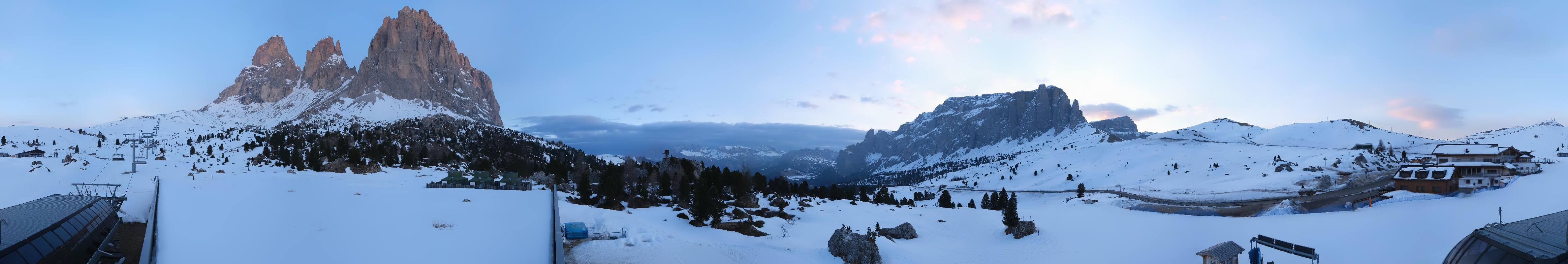 Archiv Foto Webcam Sasso Levante, Talstation