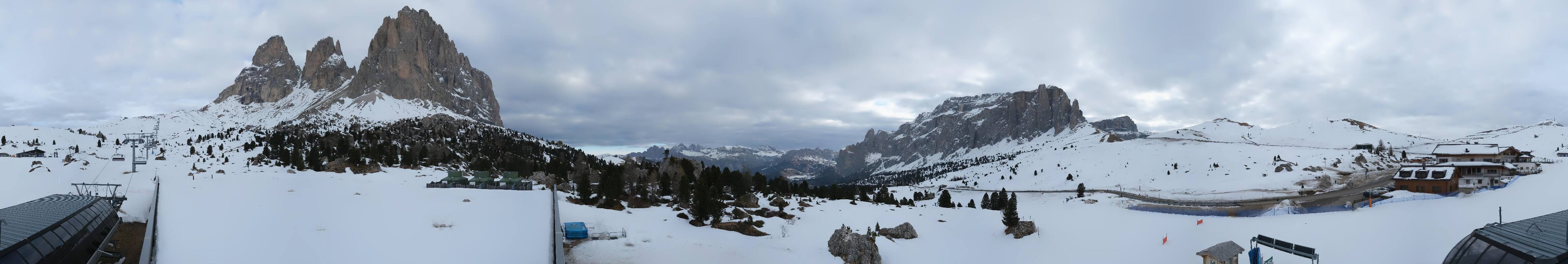 Archiv Foto Webcam Sasso Levante, Talstation