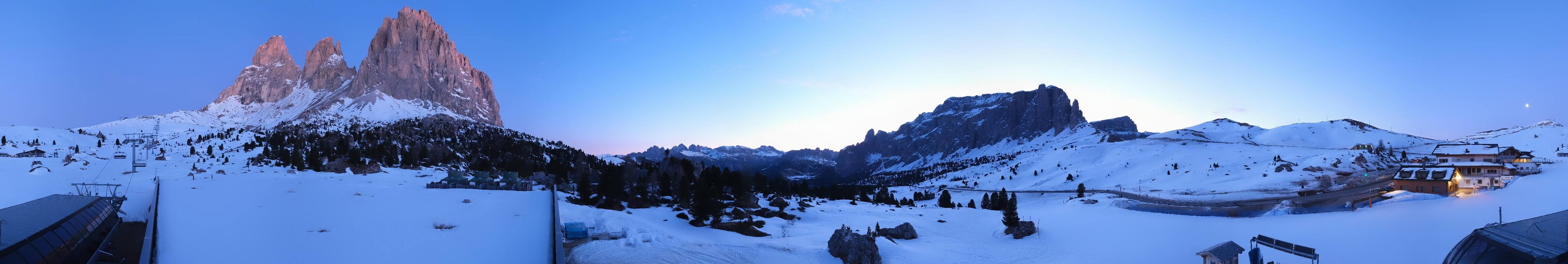 Archiv Foto Webcam Sasso Levante, Talstation