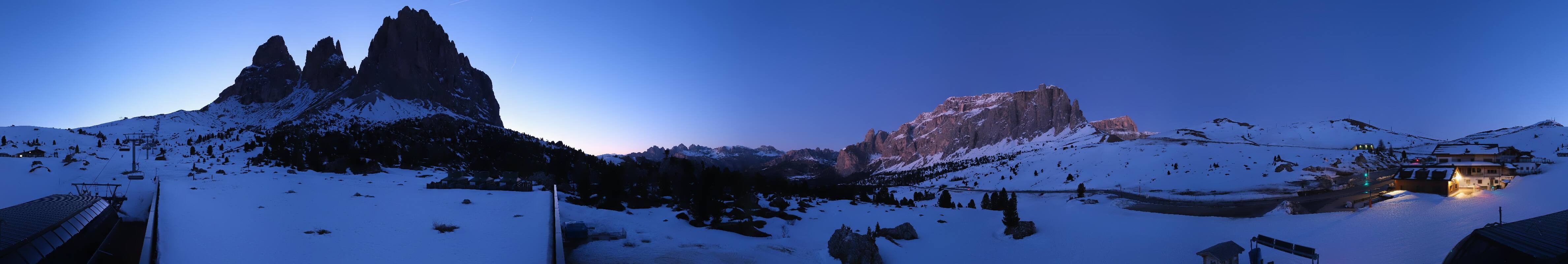 Archiv Foto Webcam Sasso Levante, Talstation