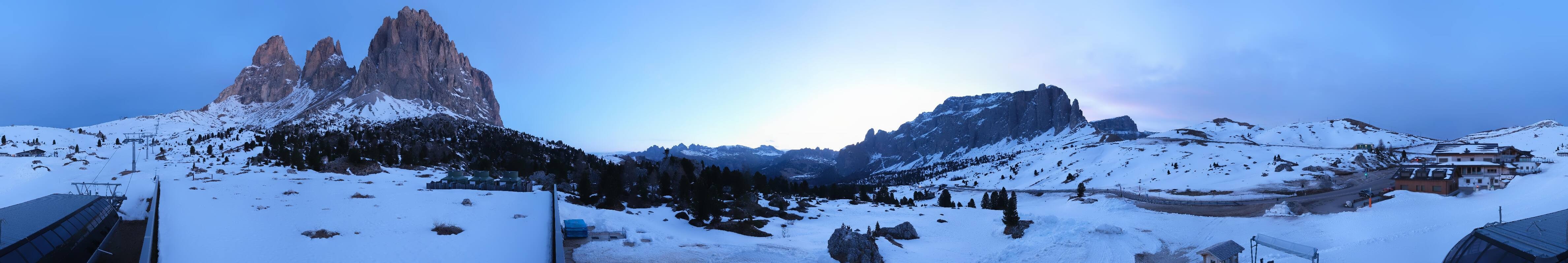 Archiv Foto Webcam Sasso Levante, Talstation