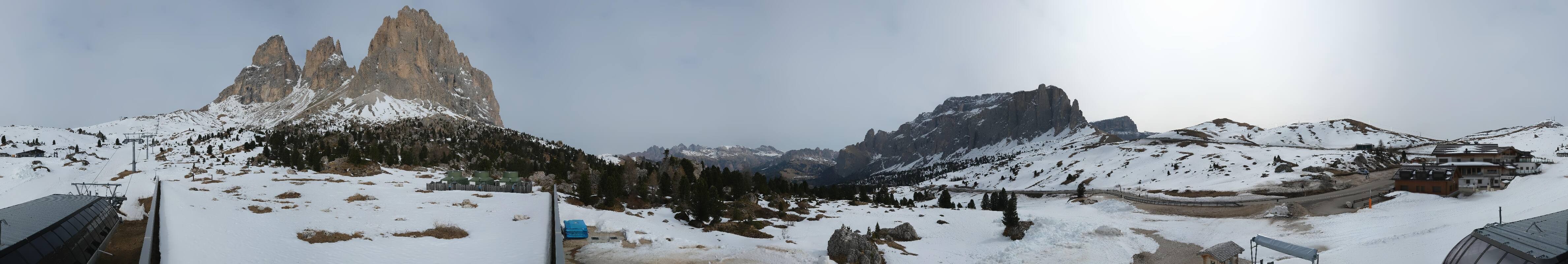 Archived image Webcam Sasso Levante chairlift, valley station