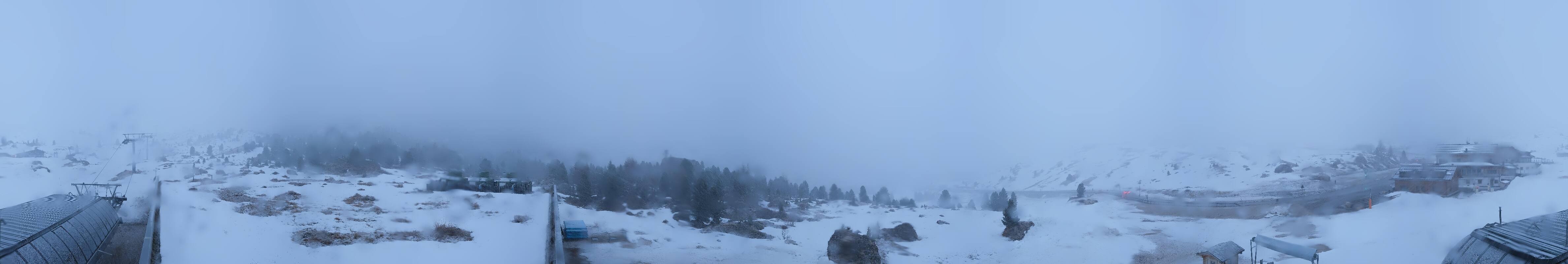 Archived image Webcam Sasso Levante chairlift, valley station