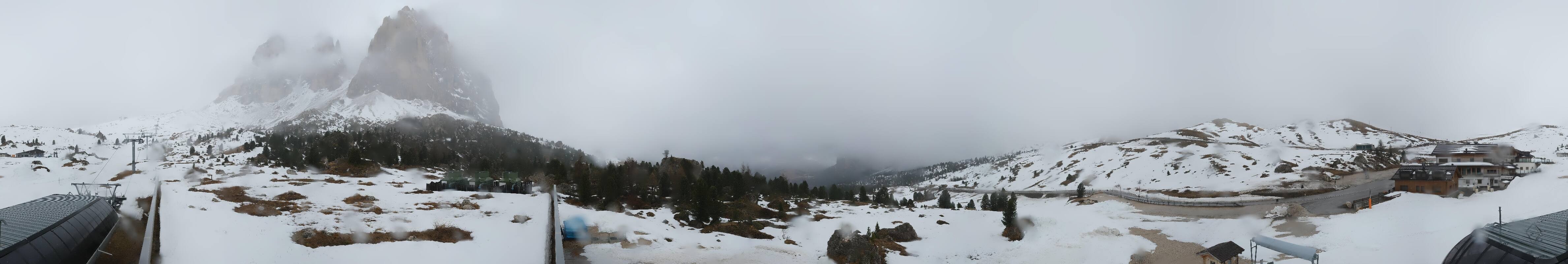 Archiv Foto Webcam Sasso Levante, Talstation