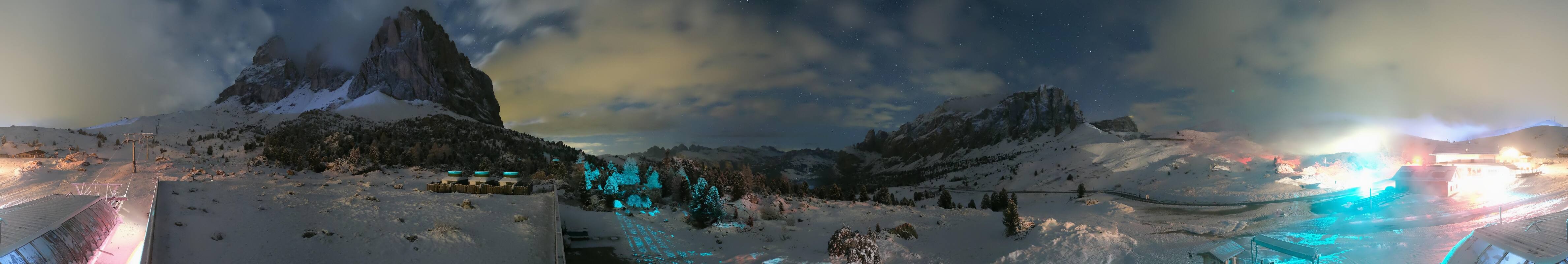 Archived image Webcam Sasso Levante chairlift, valley station