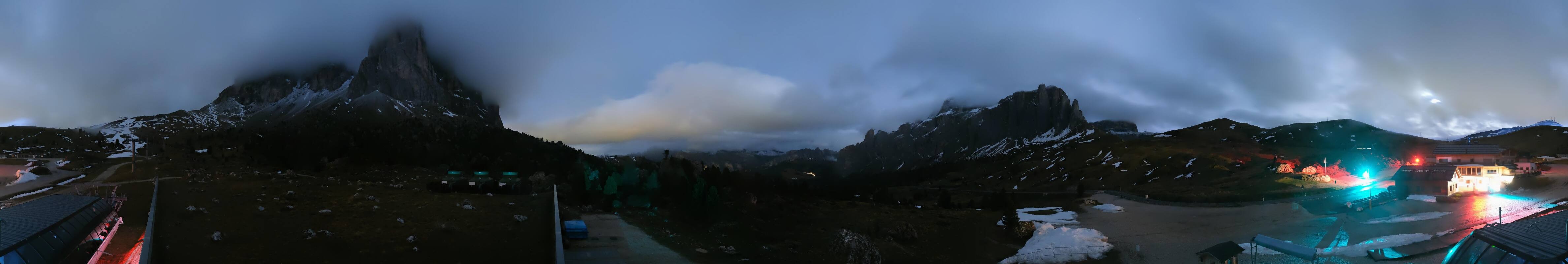Archiv Foto Webcam Sasso Levante, Talstation