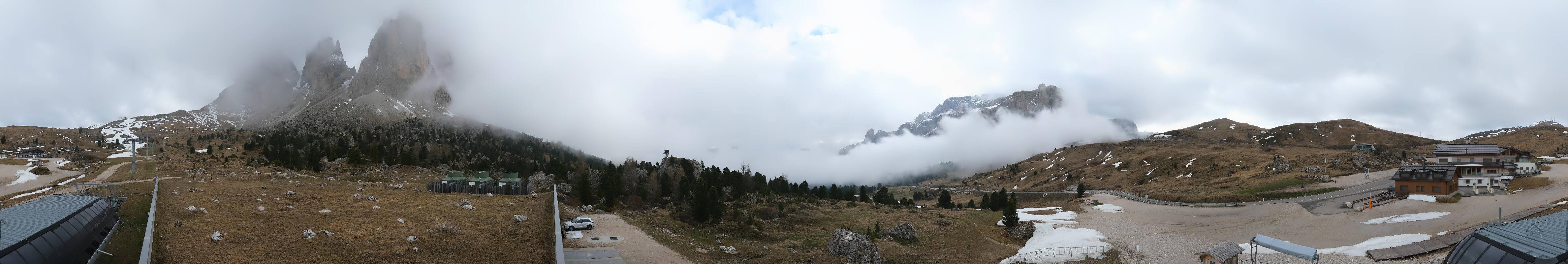 Archived image Webcam Sasso Levante chairlift, valley station