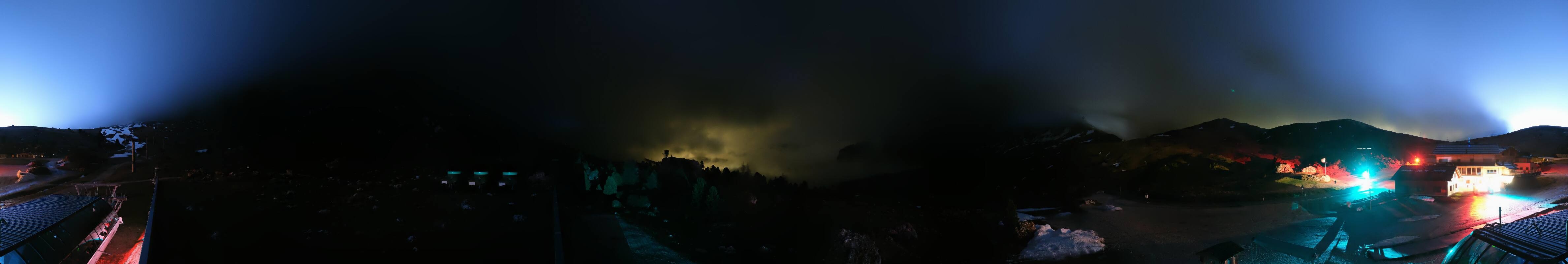 Archived image Webcam Sasso Levante chairlift, valley station