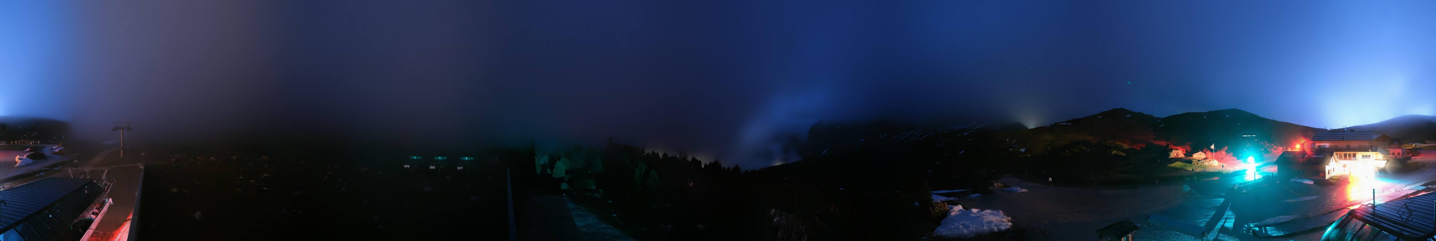 Archived image Webcam Sasso Levante chairlift, valley station