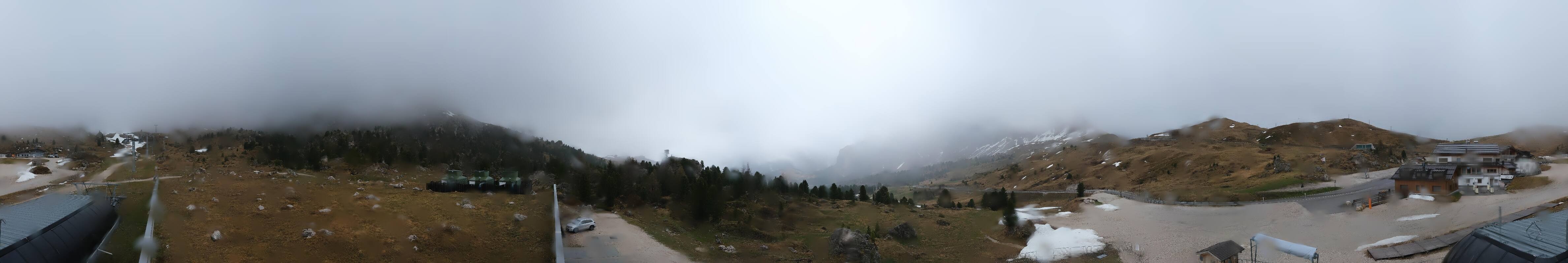 Archived image Webcam Sasso Levante chairlift, valley station