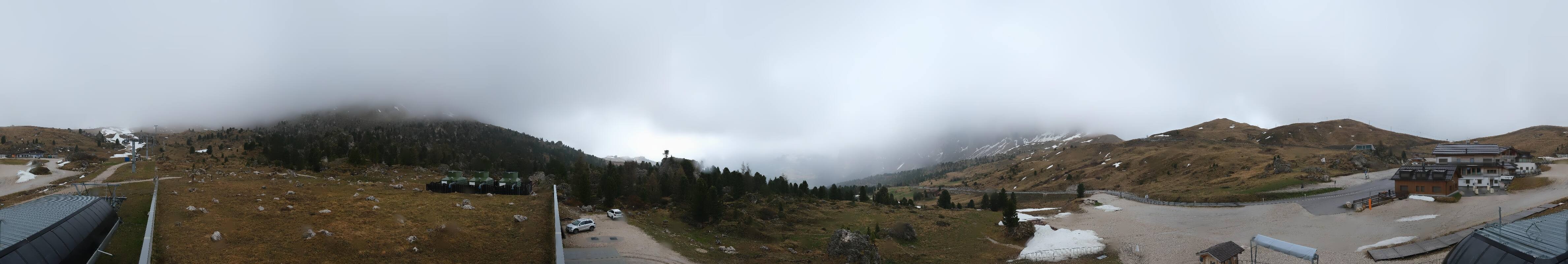 Archived image Webcam Sasso Levante chairlift, valley station