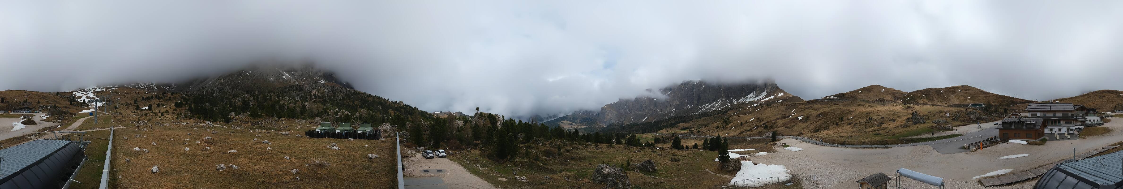 Archived image Webcam Sasso Levante chairlift, valley station