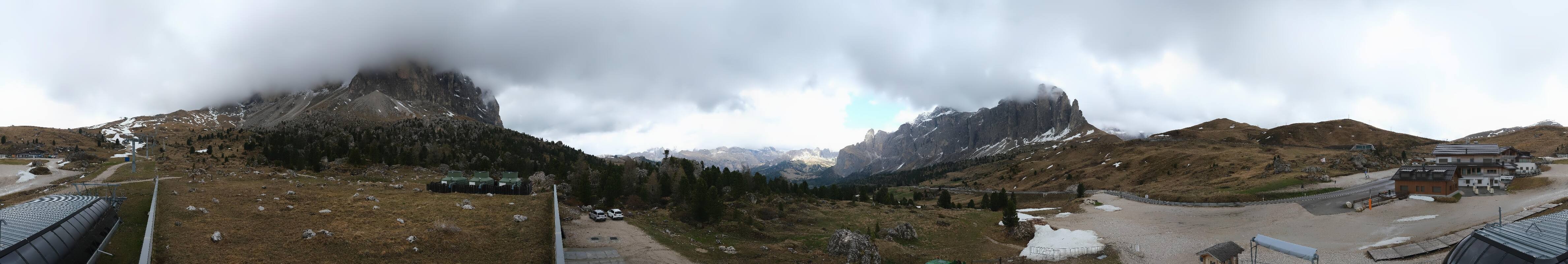 Archived image Webcam Sasso Levante chairlift, valley station