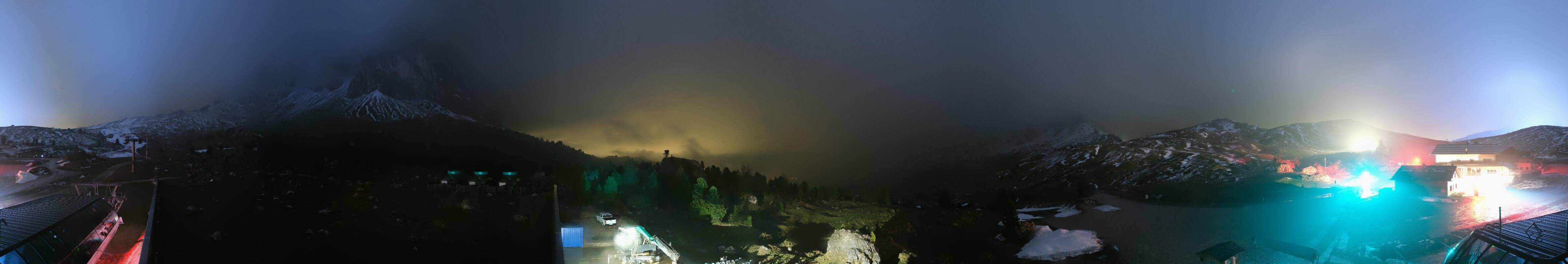Archiv Foto Webcam Sasso Levante, Talstation
