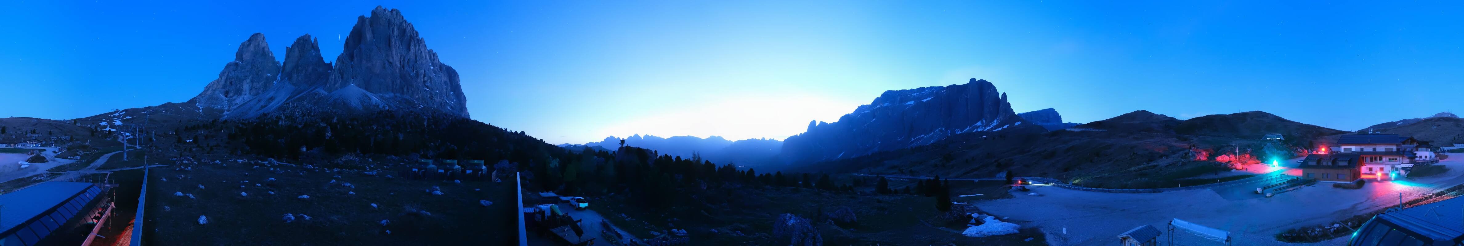 Archiv Foto Webcam Sasso Levante, Talstation