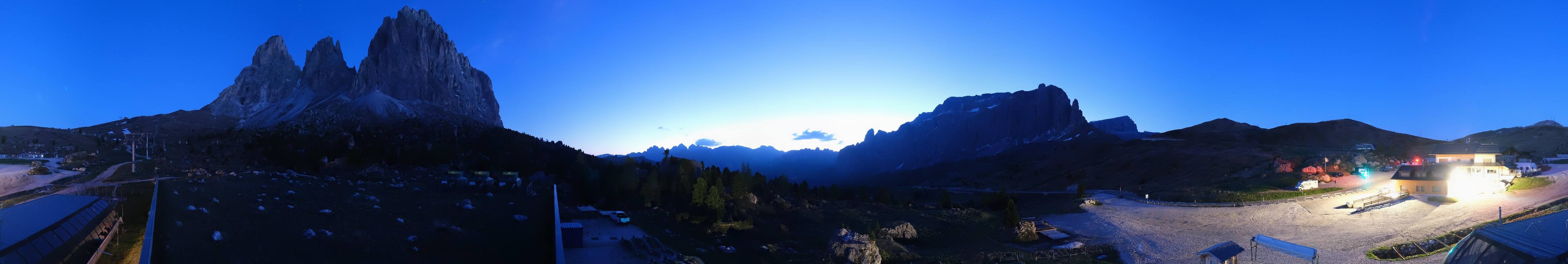 Archiv Foto Webcam Sasso Levante, Talstation
