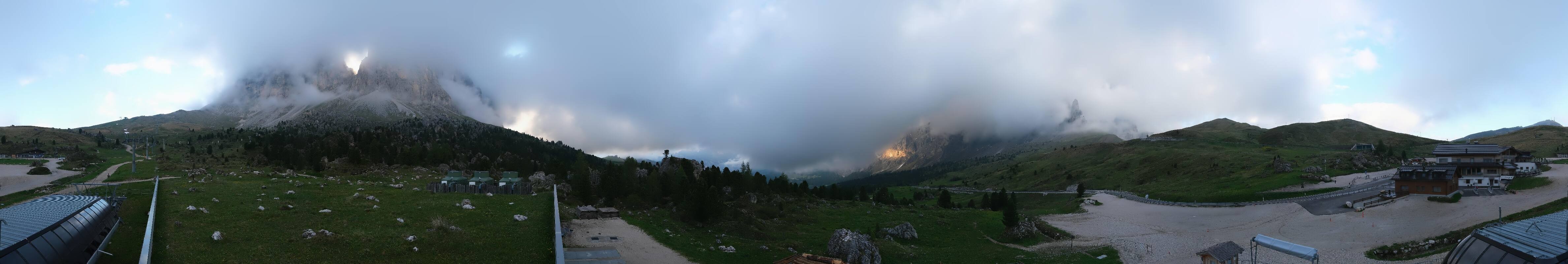 Archiv Foto Webcam Sasso Levante, Talstation