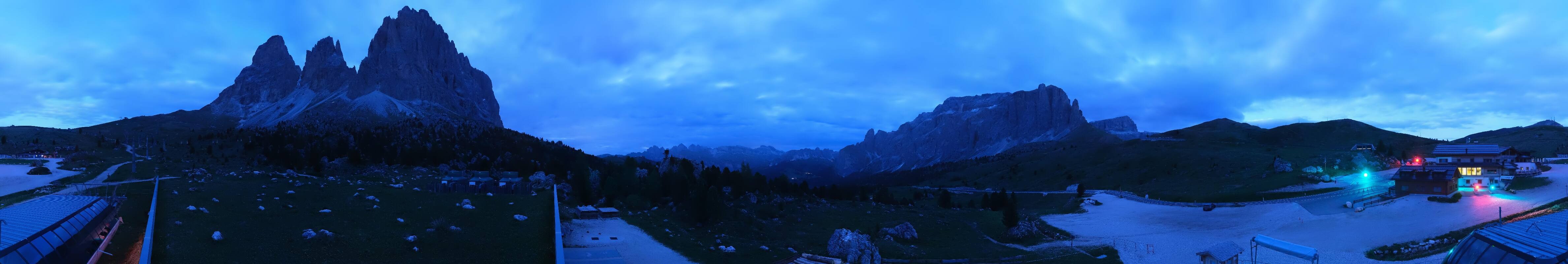 Archiv Foto Webcam Sasso Levante, Talstation