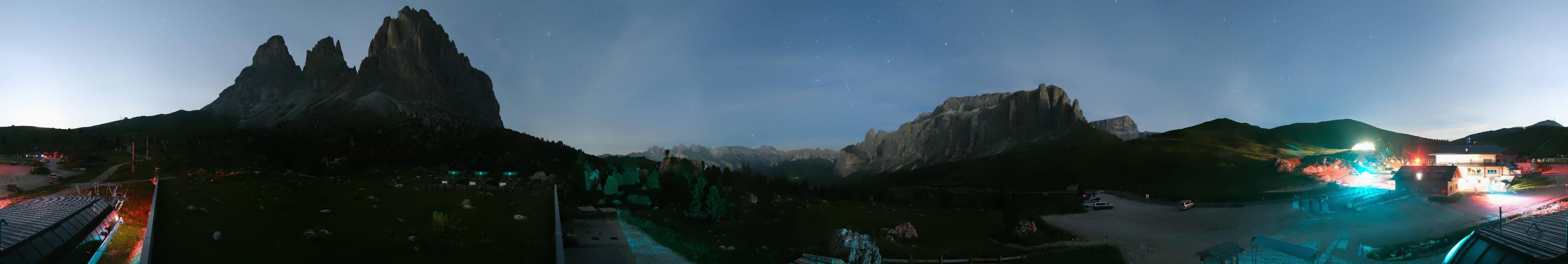 Archived image Webcam Sasso Levante chairlift, valley station