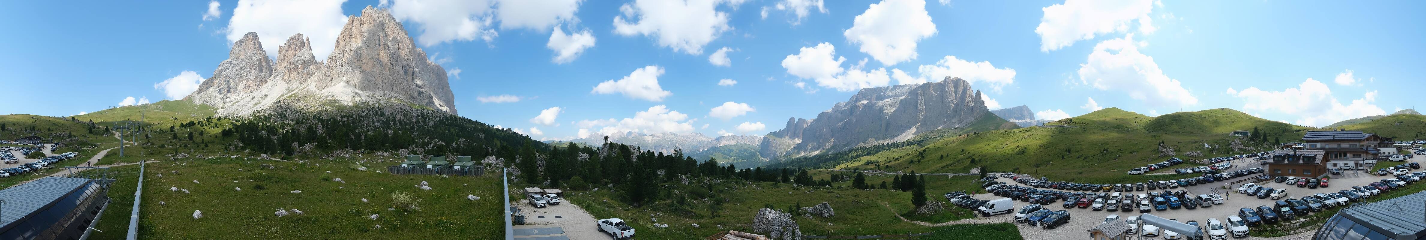 Archived image Webcam Sasso Levante chairlift, valley station