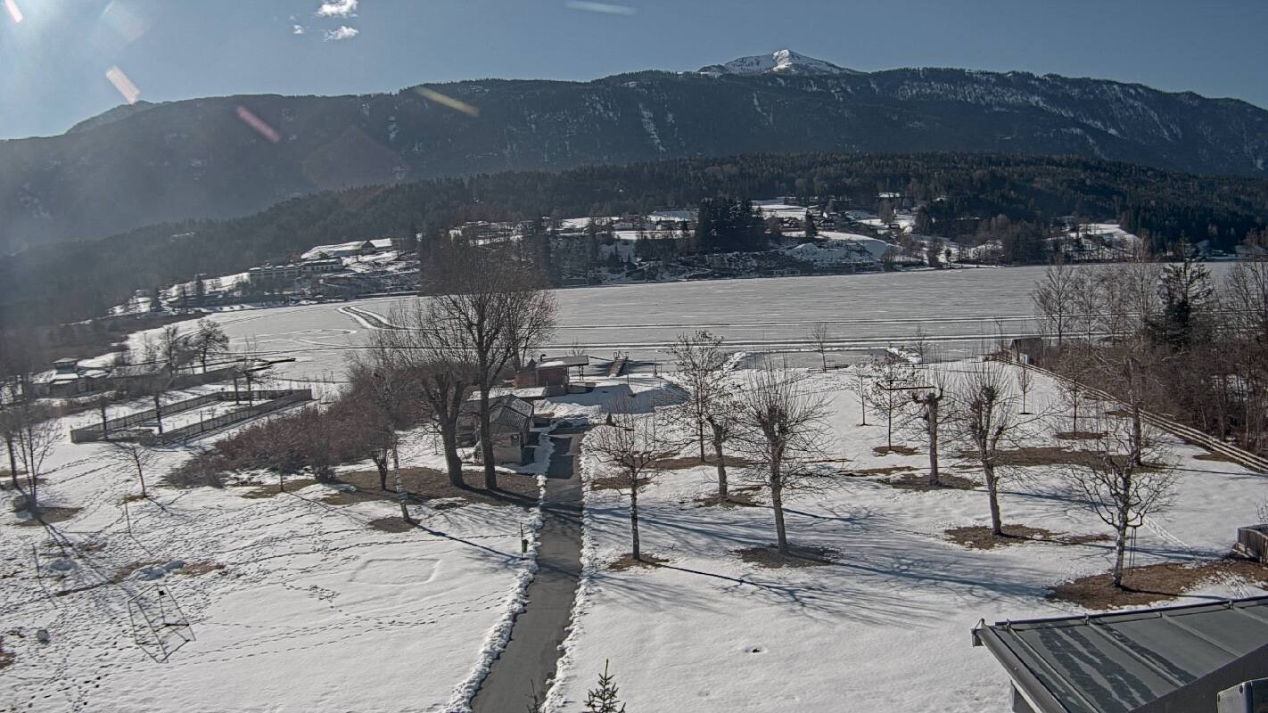 Archived image Webcam Schluga bathing beach and camping site