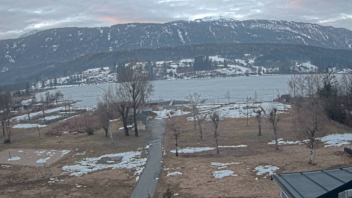 Archiv Foto Webcam Schluga: Campingplatz und Strandbad