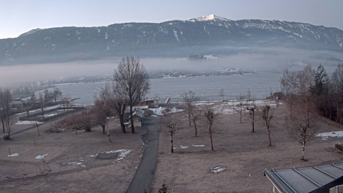 Archived image Webcam Schluga bathing beach and camping site