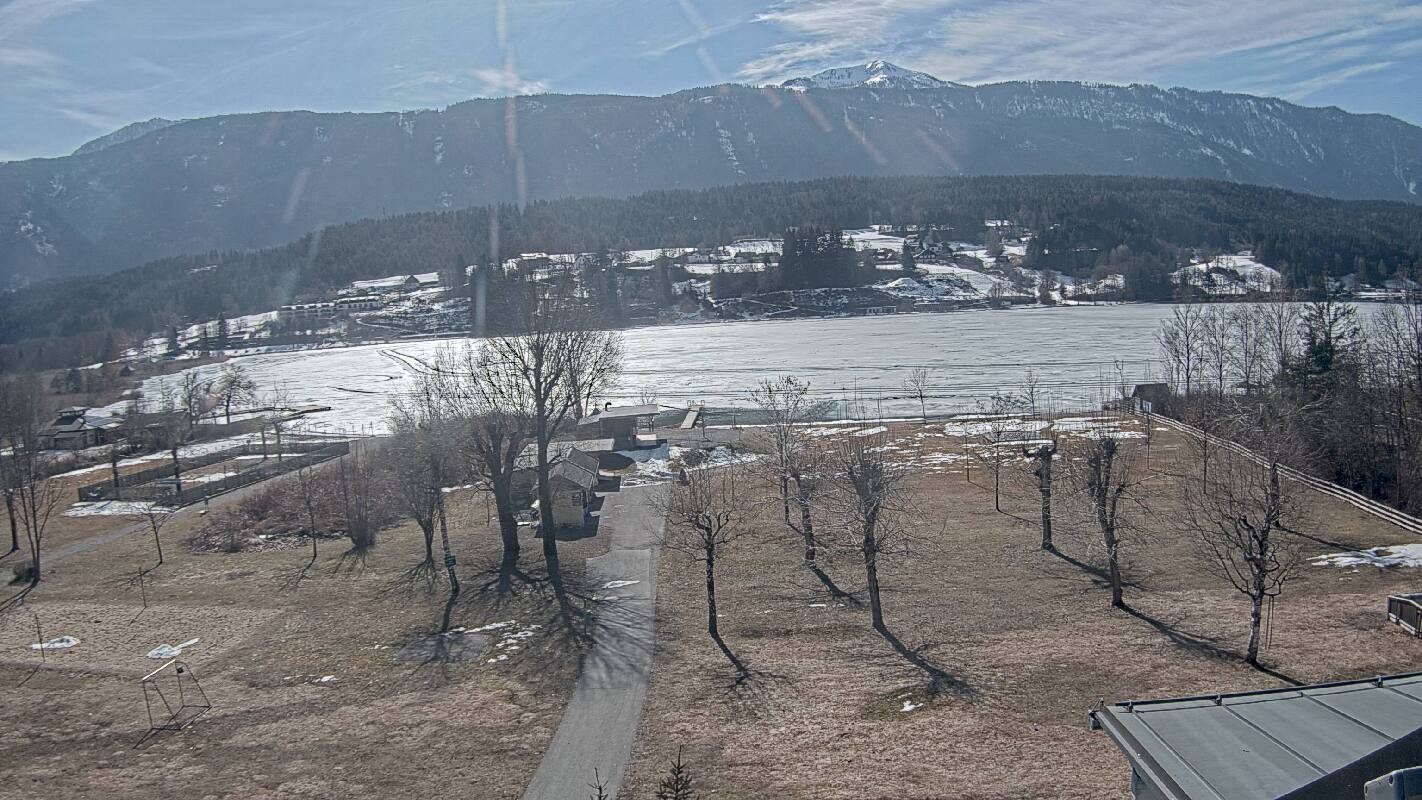 Archived image Webcam Schluga bathing beach and camping site