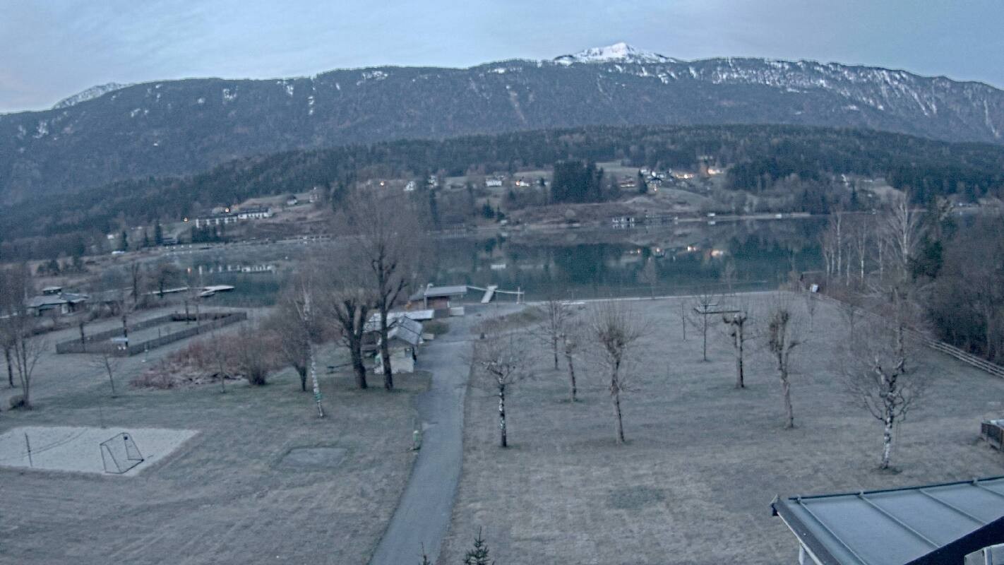 Archiv Foto Webcam Schluga: Campingplatz und Strandbad